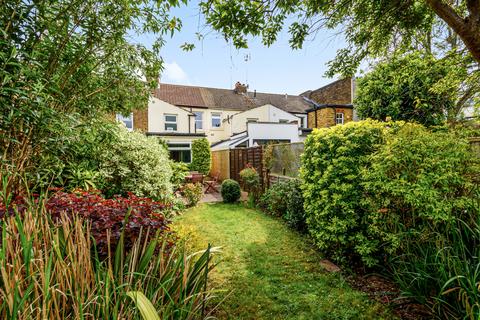 29 Watts Lane, Teddington, TW11 8HQ