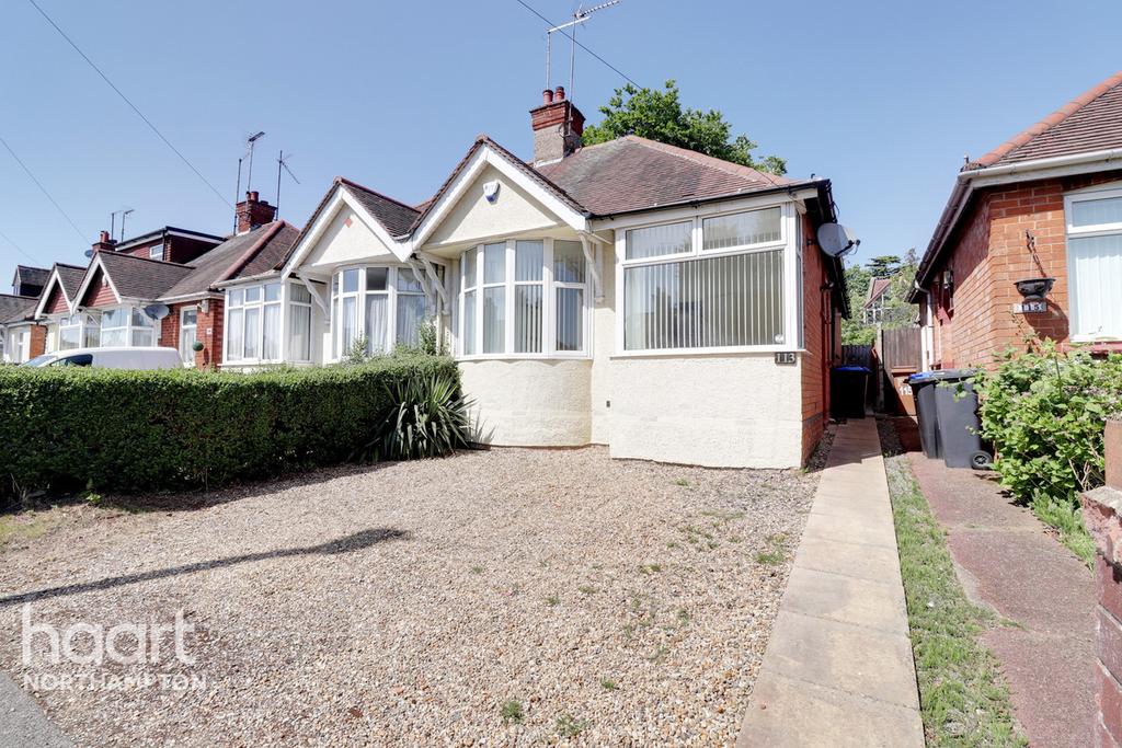 Malcolm Drive, Northampton 2 bed semidetached bungalow £225,000