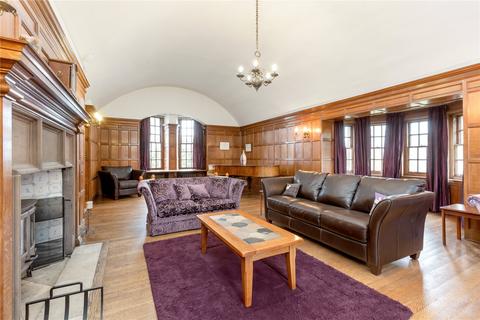 6 bedroom detached house for sale, Lanark Road West, Balerno