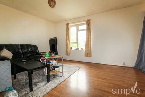 3 bedroom flat for sale, The Broadway, Southall, UB1