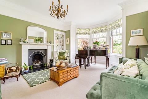 Barncluith Ferntower Road, Crieff, PH7 3DB