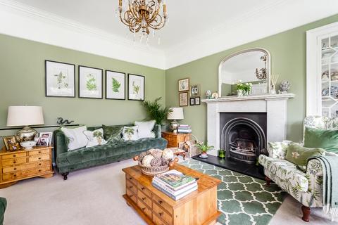Barncluith Ferntower Road, Crieff, PH7 3DB