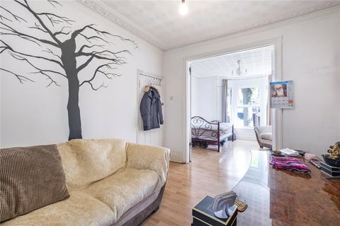 17 Clifden Road, London, E5 0LL