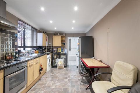 17 Clifden Road, London, E5 0LL