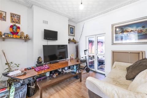 17 Clifden Road, London, E5 0LL