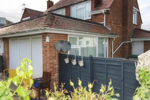 4 bedroom link detached house for sale - Park Road, Shanklin, Isle Of Wight. PO37 6AY