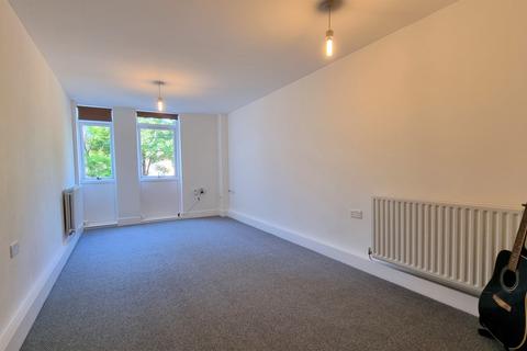2 bedroom flat to rent - Weighton Road, SE20
