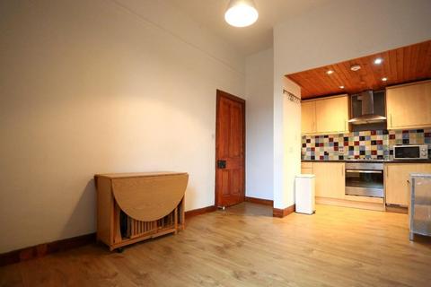 2 bedroom flat to rent, Glen Street, Tollcross, Edinburgh, EH3