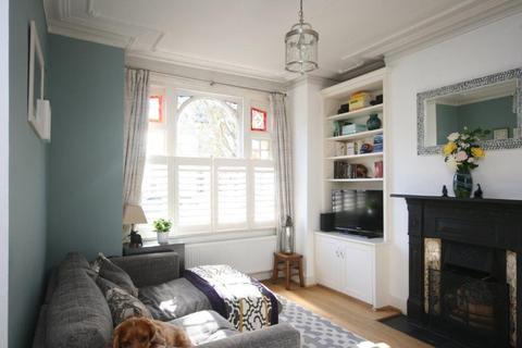 2 bedroom flat to rent, Gastein Road, W6