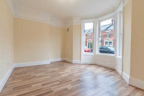 2 bedroom property to rent, Lavender Gardens, Newcastle Upon Tyne