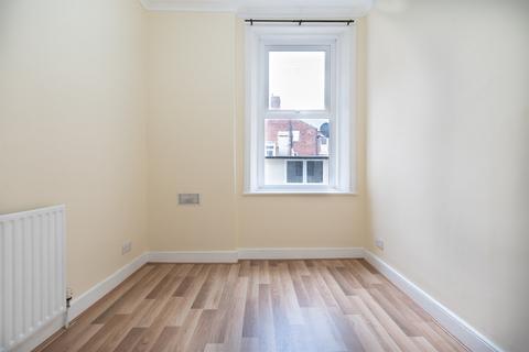 2 bedroom property to rent, Lavender Gardens, Newcastle Upon Tyne