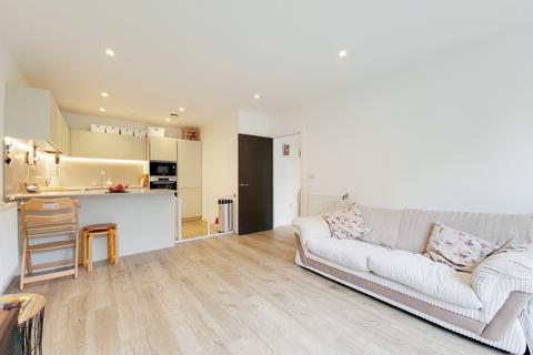 Flat 19, Dane House Exeter Place, London, SE26 6AE