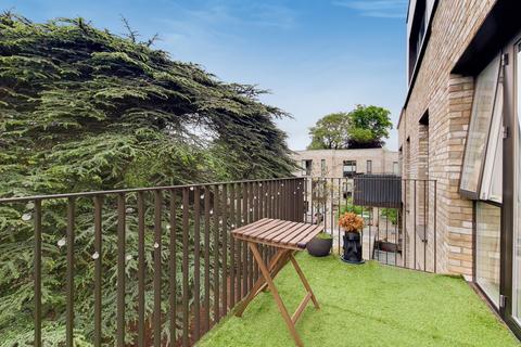 Flat 19, Dane House Exeter Place, London, SE26 6AE