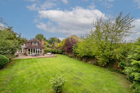 Venelles Hawks Hill Close, Fetcham, Leatherhead, KT22 9DL