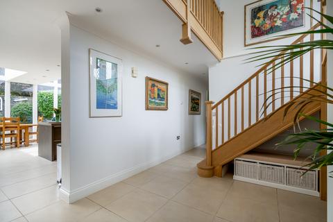 Venelles Hawks Hill Close, Fetcham, Leatherhead, KT22 9DL