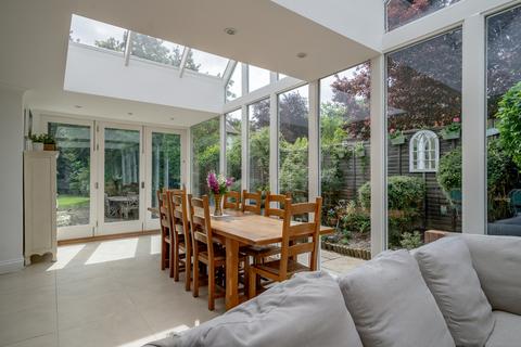 Venelles Hawks Hill Close, Fetcham, Leatherhead, KT22 9DL