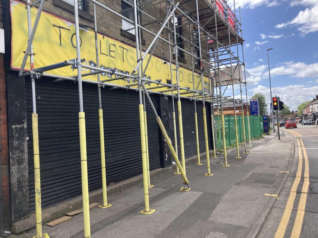 Liverpool Road, Eccles Property £1,350 pcm (£312 pw)