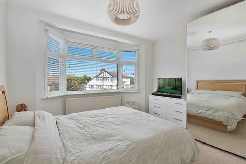 2 bedroom maisonette for sale - Russell Lane, London N20