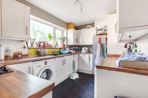38 Staverton Road, Reading, RG2 7LG