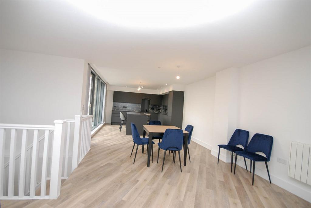 Dining Area/Kitchen