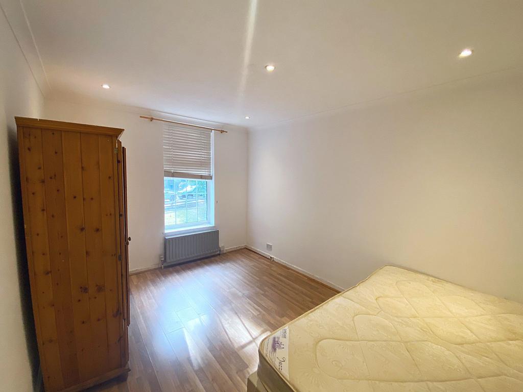 Sydenham Hill, Sydenham, SE26 House share £550 pcm (£127 pw)