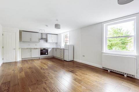 2 bedroom apartment to rent, Market Place,  Wokingham,  RG40