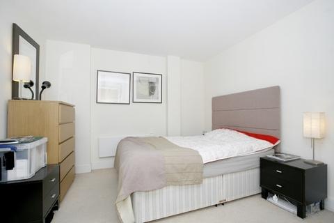 2 bedroom apartment to rent - Axis Court, Tempus Wharf, Shad Thames SE16