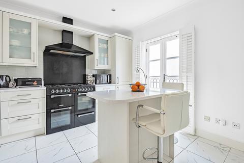 20 Eliot Place, London, SE3 0QL