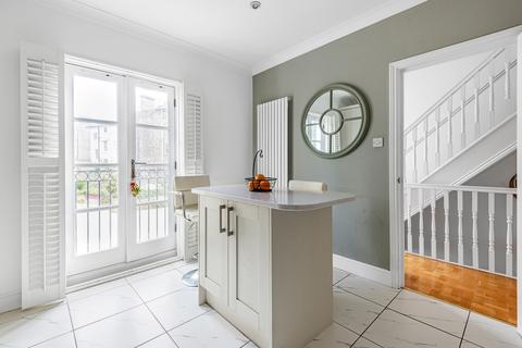 20 Eliot Place, London, SE3 0QL