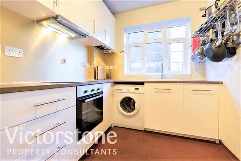 undefined, Osier Court, Osier Street, Mile End, London, E1
