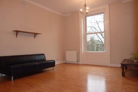 3 bedroom flat to rent, Kidbrooke Park Road, Blackheath