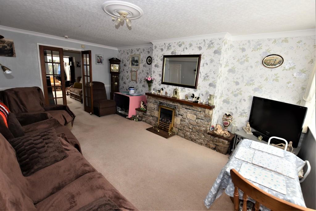 Birchwood Drive, Ulverston, Cumbria 3 bed semidetached house £250,000
