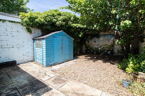 51 Broadway, Cardiff, CF24 1QE