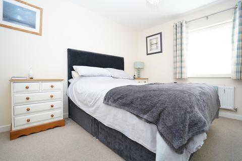 25 Taylor Crescent, Westward Ho, Bideford, EX39 3FA