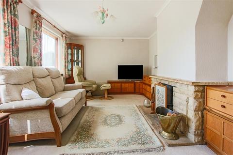 3 bedroom end of terrace house for sale - Blackwell Farm Road, East Grinstead, West Sussex