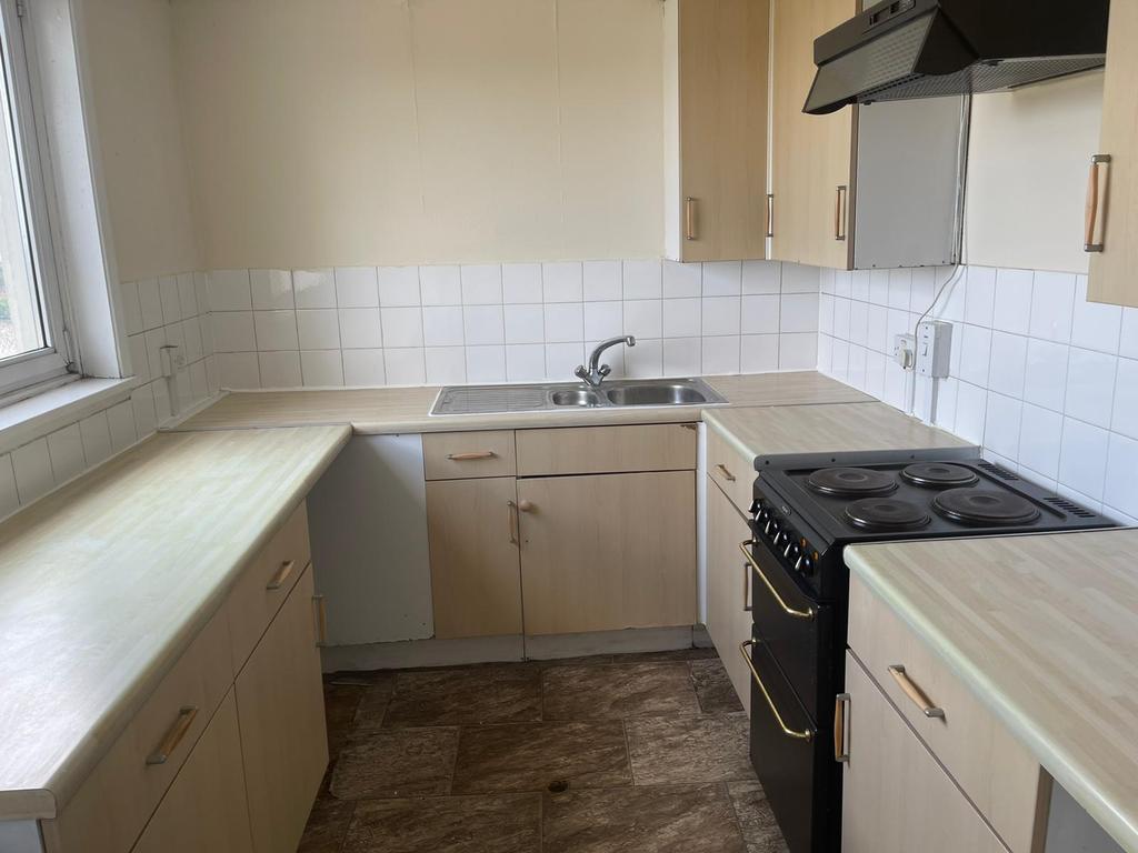 One Bedroom purpose built  flat available for sal