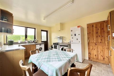 15 Cotswold Drive, Waltham, Grimsby, DN37 0EA
