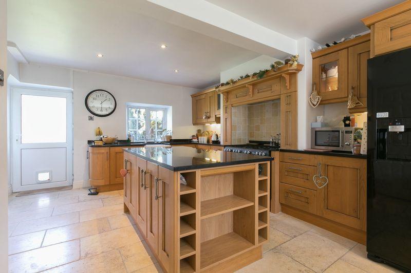 Mill Lane, Parbold, WN8 7NW 3 bed terraced house £1,200 pcm (£277 pw)