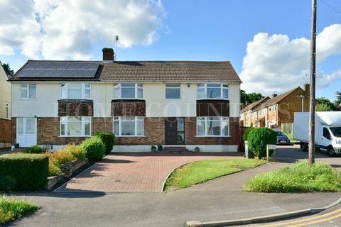 4 bedroom semi-detached house for sale, Tempest Avenue, Potters Bar, EN6