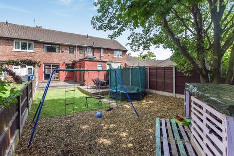 2 bedroom townhouse for sale - Coronet Way, Widnes