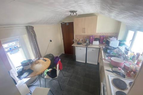 3 bedroom flat to rent - Argyle Street, Swansea, SA1