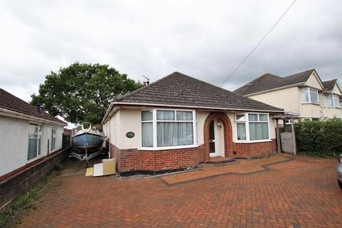 4 bedroom detached bungalow for sale - Wimborne Road, Oakdale , Poole, BH15