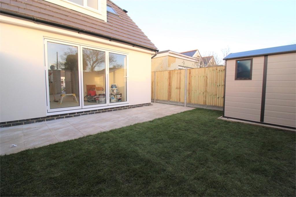 Daytona Way, Studd Hill, Herne Bay, CT6 2 bed semidetached house £