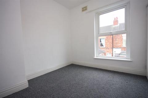 2 bedroom terraced house to rent, Sidmouth Street, Hull, HU5