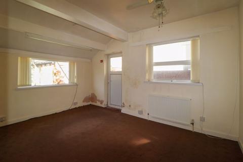 6 bedroom semi-detached house for sale - Carlyle Avenue, Blackpool