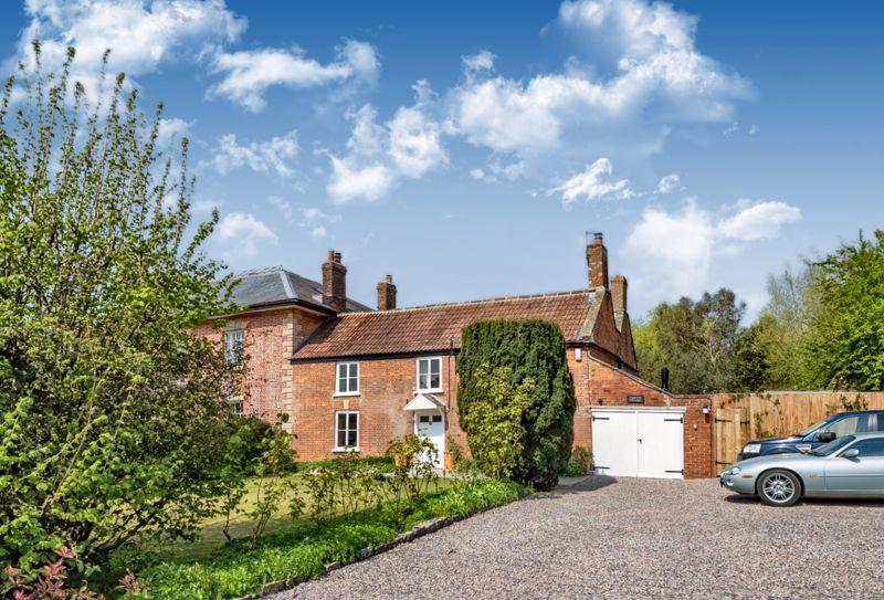 WEST PENNARD 4 bed semidetached house for sale £685,000