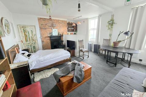 undefined, Flat 8, 26-28 Aberdeen Walk
