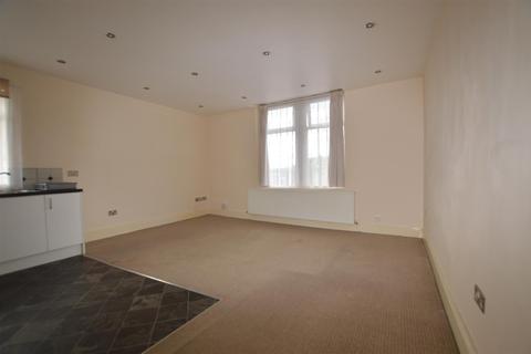 2 bedroom apartment to rent - Livingstone Road,Bolton Woods Bradford