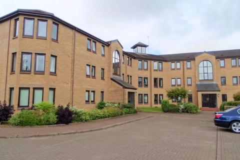 Spacious 2 Bed with Parking at Burgh Hall St, G11, Lanarkshire