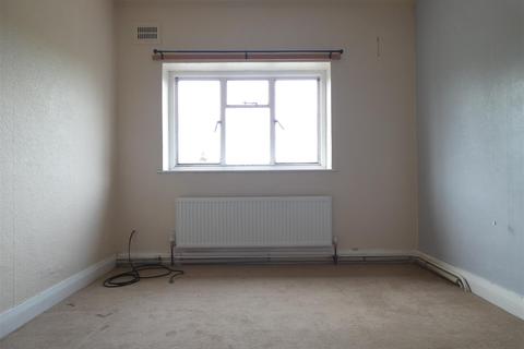 13 Forge Lane, Stretton, Burton-on-trent, DE13 0HL